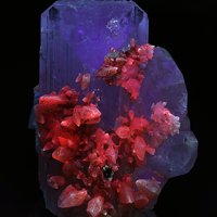 Danburite, Calcite