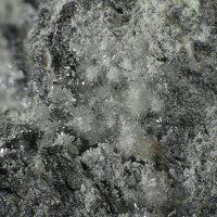 Fassinaite