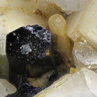 Gagarinite-(Y), Arfvedsonite, Quartz