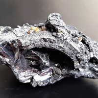 Pääkkönenite, Kermesite, Valentinite