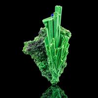 Bayldonite, Mimetite, Azurite