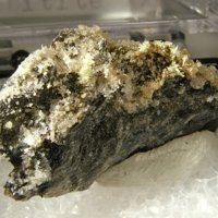 Rabbittite