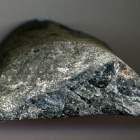Sakhaite, Kurchatovite