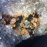 Talmessite, Goethite, Calcite