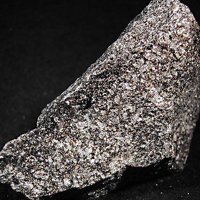 Ganomalite, Phlogopite