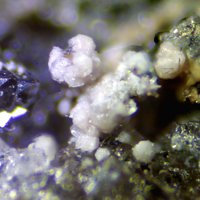 Kaatialaite, Quartz