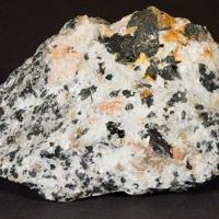Aenigmatite, Spreustein, Aegirine