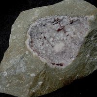 Dawsonite, Goethite