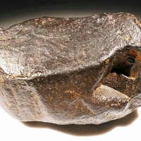 Davidite-(Ce)