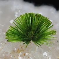 Agardite-(Ce)