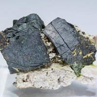 Ullmannite, Calcite