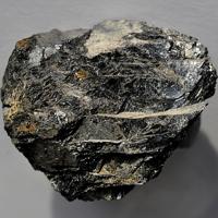 Aenigmatite