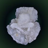 Barrerite, Quartz