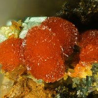 Uranosphaerite