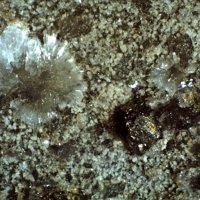 Uralolite, Pyrite