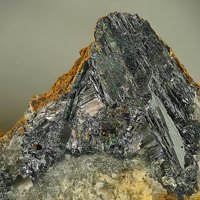 Ikunolite