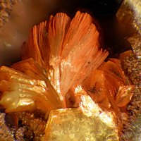 Nacrite, Goethite