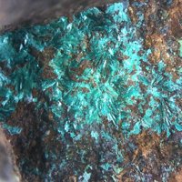 Tangdanite