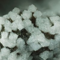 Garronite-Ca, Phillipsite-Ca
