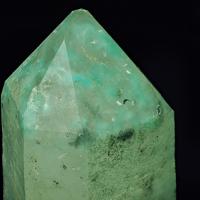 Ajoite, Quartz