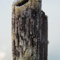 Darrellhenryite, Elbaite