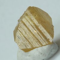 Kainosite-(Y)
