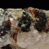 Calcybeborosilite-(Y), Bafertisite