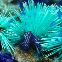 Tangdanite, Azurite