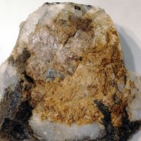 Narsarsukite