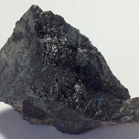 Davidite-(Ce)