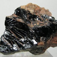 Samarskite-(Y)