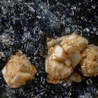 Calciohilairite, Kuzmenkoite-Mn
