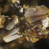 Jahnsite-(CaMnMg), Whitlockite