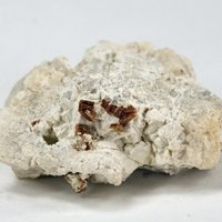 Labuntsovite-Mg