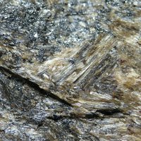 Gageite, Magnetite