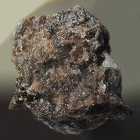 Jaskólskiite, Izoklakeite, Calcite