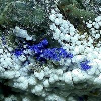 Callaghanite, Hydromagnesite