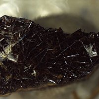 Nadorite, Valentinite