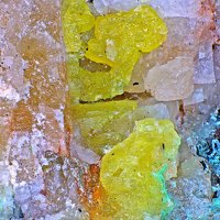 Carlfriesite, Tlapallite