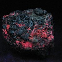 Sahlinite, Magnesioferrite, Calcite