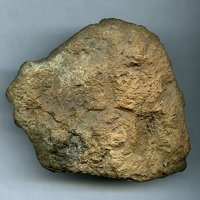 Caryochroite, Bitumen, Pyrite
