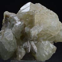 Datolite, Quartz