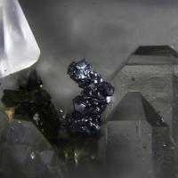 Baumstarkite, Löllingite, Quartz