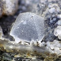 Faujasite-Na