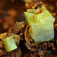Uranospinite