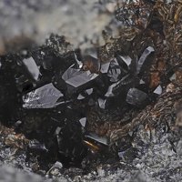 Cassiterite, Clinochlore, Quartz