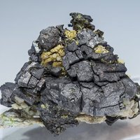Ullmannite, Calcite
