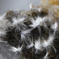 Dawsonite