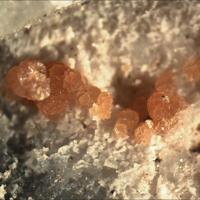 Akrochordite, Calcite