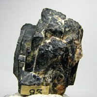 Samarskite-(Y), Cyrtolite, Mica Group